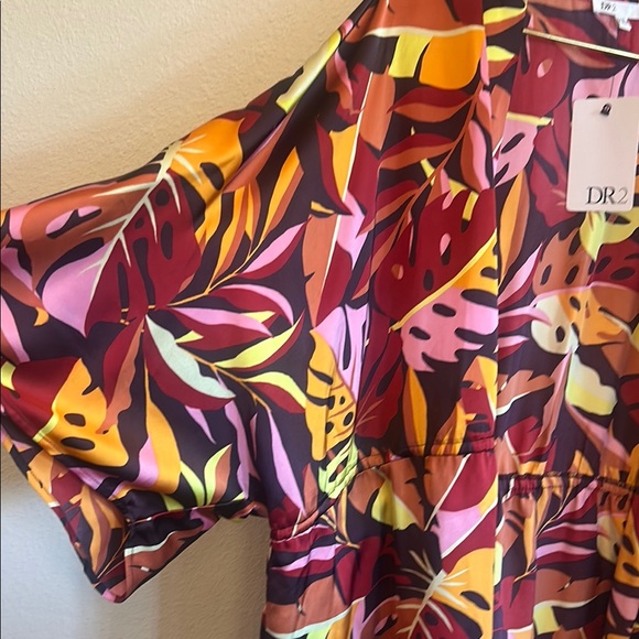 DR2 Multicolor Leaf Pattern Kimono - Picture 4 of 6